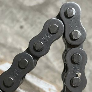 Xích xe nâng phụ tùng đlu lá côn 275-10R ,  13R ,18 R  21R tải trọng 1,5 đến 5 tấn komatsu -10 ,-11 ,12 ,-14 ,-15 -16 ,toyota đời 4567,misumitsi,TCM z3 ,z5 Áo càng xe nâng gầu lắp lật đổ xe nâng các loại